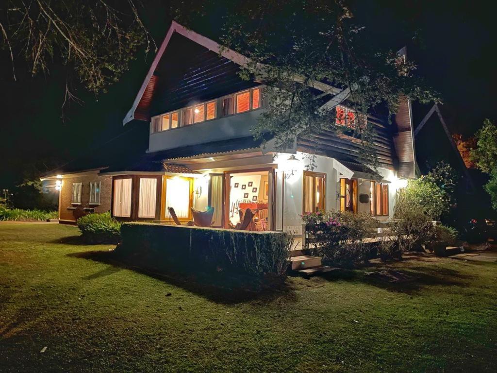 Cajueiro House Βίλα Campos do Jordão Εξωτερικό φωτογραφία